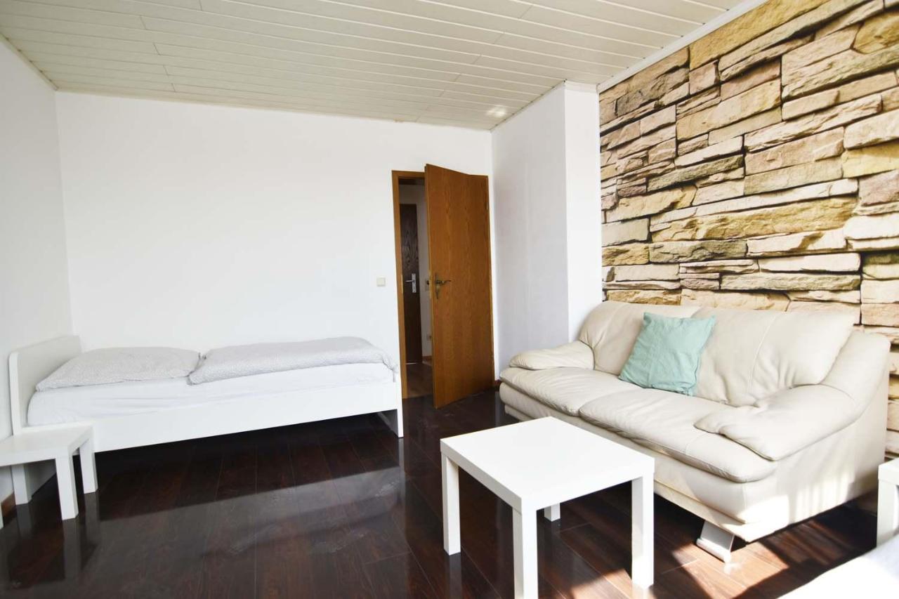 Cozy Worker Apartments นีดาร์คาสเซล ภายนอก รูปภาพ