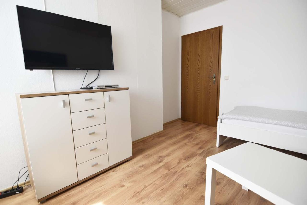 Cozy Worker Apartments นีดาร์คาสเซล ภายนอก รูปภาพ