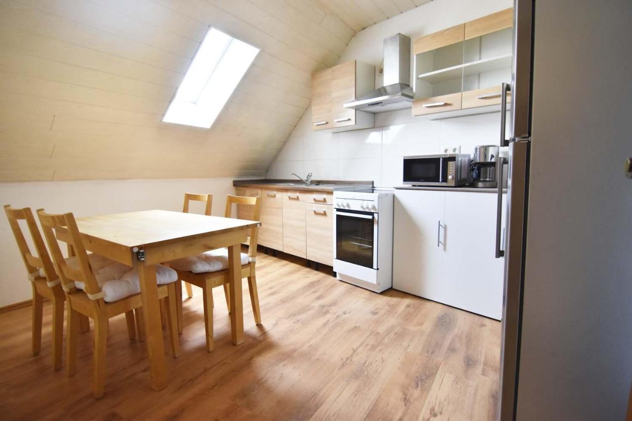Cozy Worker Apartments นีดาร์คาสเซล ภายนอก รูปภาพ