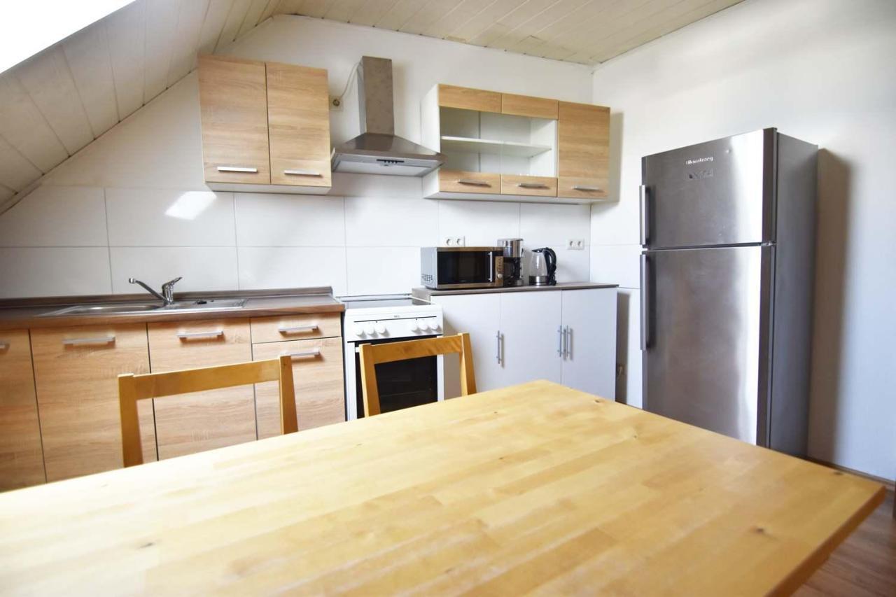 Cozy Worker Apartments นีดาร์คาสเซล ภายนอก รูปภาพ