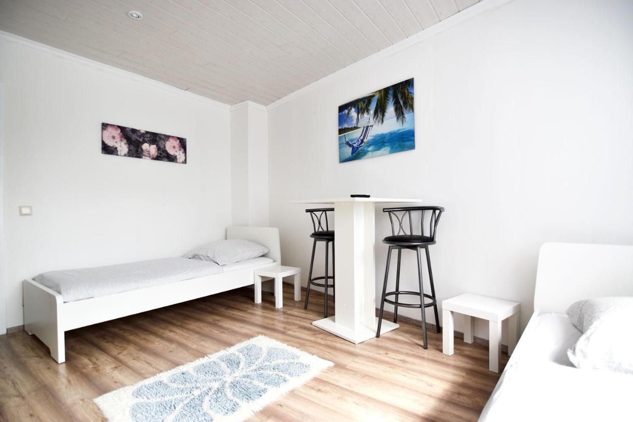 Cozy Worker Apartments นีดาร์คาสเซล ภายนอก รูปภาพ